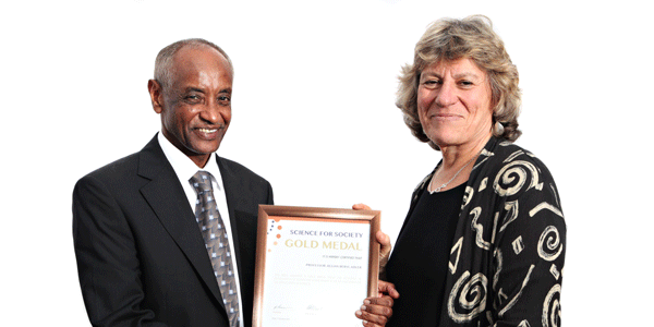 Stock pic: Gold medallist, Prof. Jill Adler and Mohammed Hassan, new Foreign Associate of ASSAf